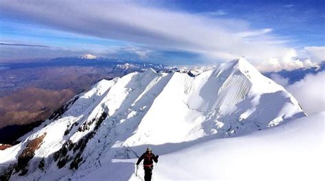 Un Turista Americano Sufre Ca Da En Recorrido Por El Illimani Los Tiempos