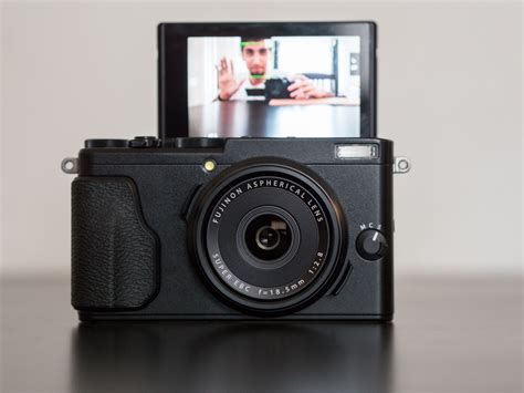 Fujifilm X70 Review - Marius Masalar