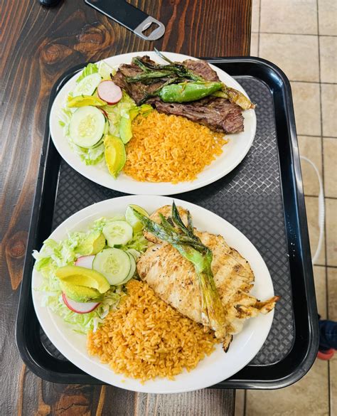 Molcajete Mexican Grill, Meriden - Reviews (17), Photos (19) - Restaurantji