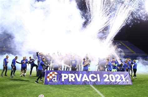 FOTO Ovako Je Dinamo Proslavio Naslov Prvaka I Svoju 12 Dvostruku