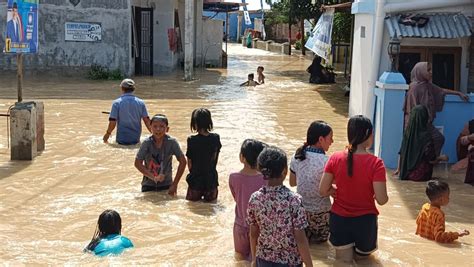 Desa Di Nagan Raya Terendam Banjir Luapan Sungai Krueng Tripa