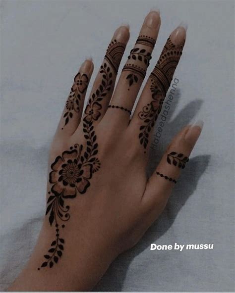 Pin By Sadia On Mehndi Designs Simple Mehndi Designs Mehndi Designs For