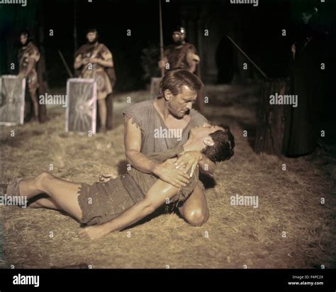 Kirk Douglas Tony Curtis Spartacus Directed By Stanley Kubrick