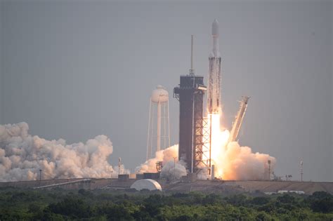 Demostración De Comunicaciones ópticas Y La Nave Espacial Psyche De La Nasa En Ruta Hacia El