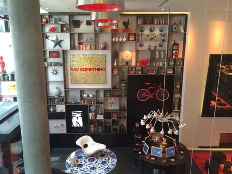 Sneak Peek inside the NEW CitizenM Hotel NYC Opening! - Pretty Connected