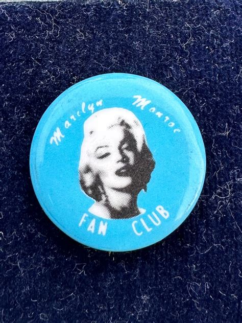 Vintage Marilyn Monroe Fan Club Blue And White Pinback Button Pin 1950s