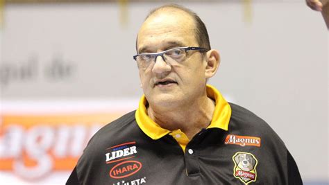 Morre aos 69 anos ex treinador da Seleção Brasileira de Futsal