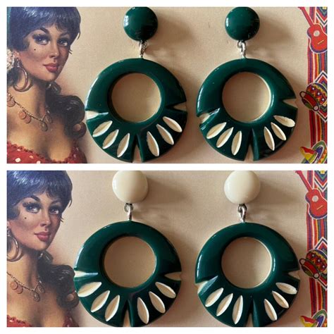 Vintage Inspired Dark Green Carved Earrings 50s Fakelite Etsy