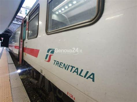 Treno Negato Ai Disabili Linea Condivisa Toti E Berrino Nascondono