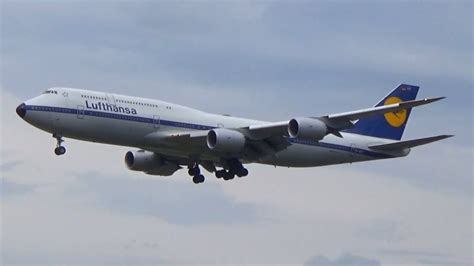 Retro Livery Lufthansa B747 8i Landing Frankfurt Airport D Abyt