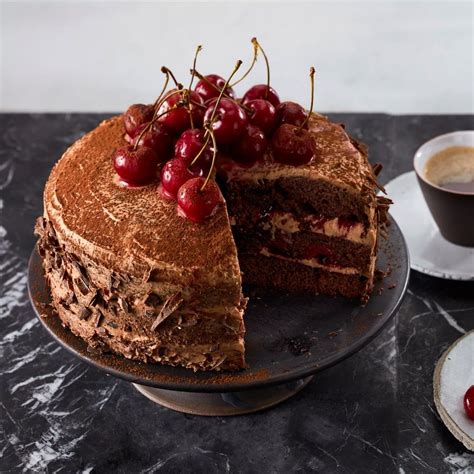 Schokoladen Kirsch Torte Mit Mohn Rezept Essen Und Trinken