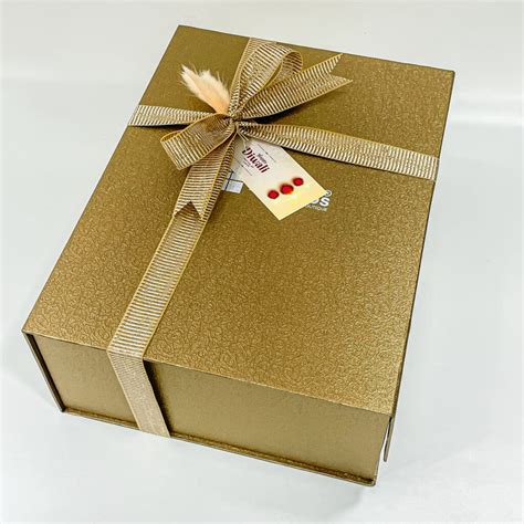 Discover The Perfect Diwali Gift Box Online - Angroos