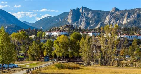 These Small Towns In The American Rockies Offer Scenic Mountain Views