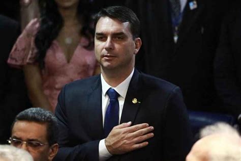 Filhos De Bolsonaro Ficam Longe De Articula Es Na Posse No Congresso