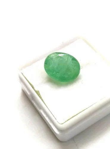 Green Natural Emerald Panna Oval Astrology Gemstone Ct For