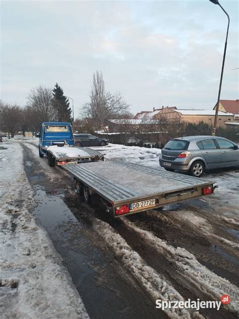 Wynajem przyczepy lawety laweta transport towarów Świebodzice