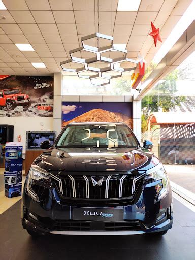 Mahindra Pothen Autos Suv Kollam Show Room Joonsquare India