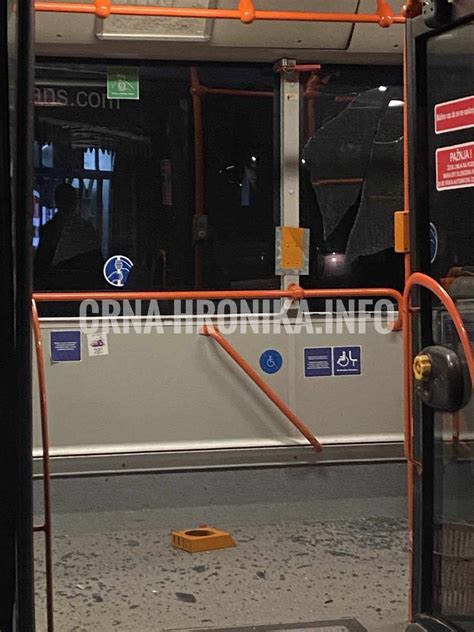 FOTO Nesreća na autobuskoj stanici Sudarila se dva Centrotrans