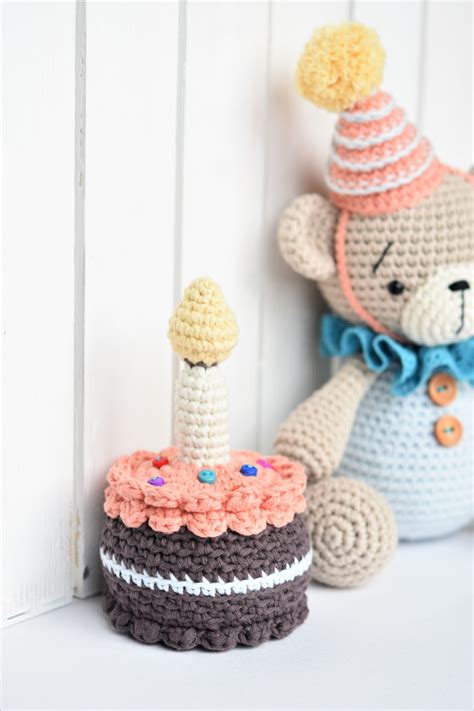 Birthday Cake Hat Crochet Pattern Amelia S Crochet