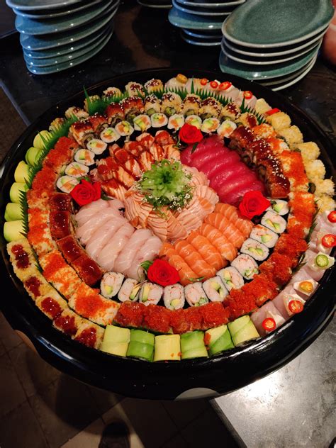 Sushi platter : sushi