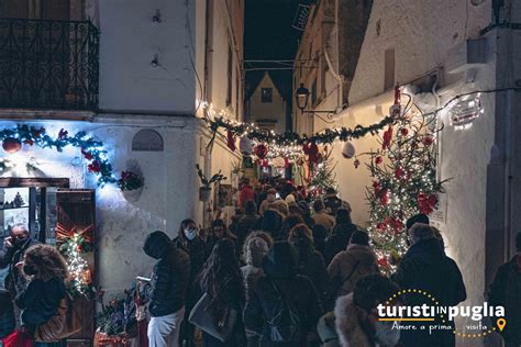 L Tnival K Pugli Ban Hely Amit Nem Szabad Kihagyni Turisti In Puglia