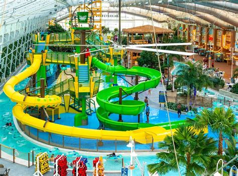 The Best Indoor Water Parks for Family Fun in the U.S.