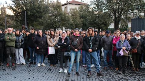 Olot Condemna Amb Un Minut De Silenci L Assassinat Masclista Diari De