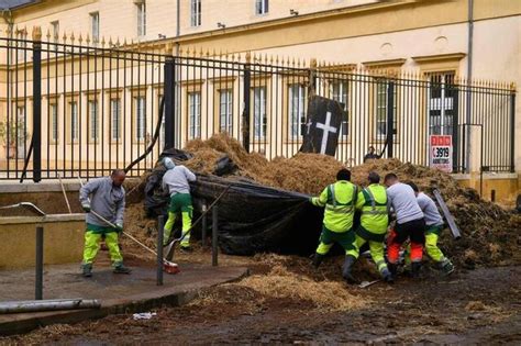 Manifestation dagriculteurs dans le Sud Ouest pour laccès à leau