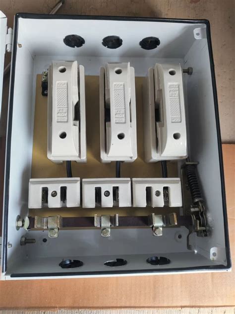 Stc 100a 500v Main Switch Box White Ms At Rs 1900piece In New Delhi