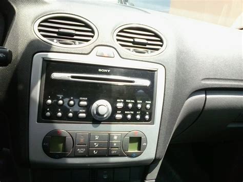 Frente Adaptador Estereo 1 Din Ó 2 Din Ford Focus Año 2007 698 00