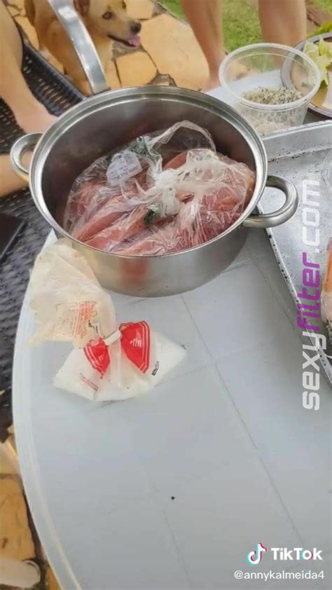 Hottie Anny Kelly Almeida In Green Bikini Sexyfilter