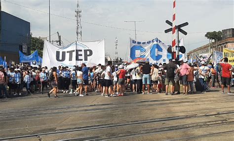 Bajo La Consigna No Al Ajuste Desde Abajo La CCC Y SOMOS Barrios De