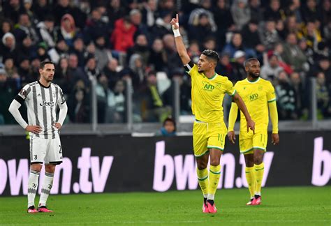 VIDEO Juventus Nantes lo sfottò dei tifosi francesi allo Stadium