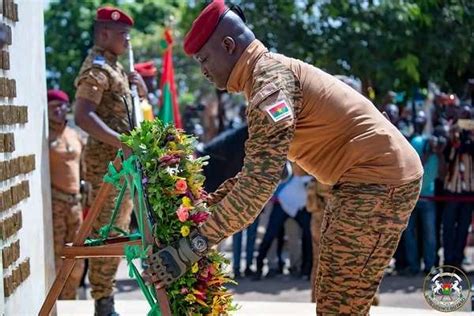 Journée nationale des martyrs le Chef de lEtat rend hommage aux