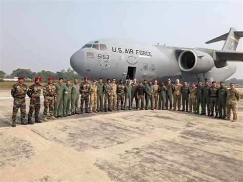 U S Indian Airmen Train Side By Side To Sharpen Airlift Skills U S