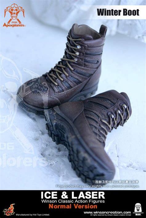 Cyber Nenas Ice Laser De Hot Toys