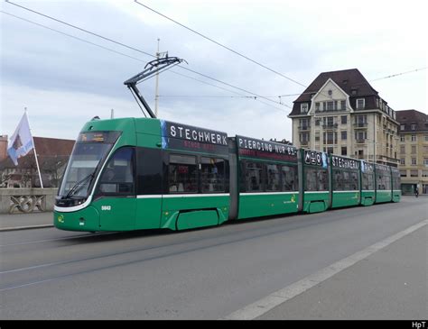 Bvb Tram Be Unterwegs Auf Der Mittleren Rheinbr Cke Am