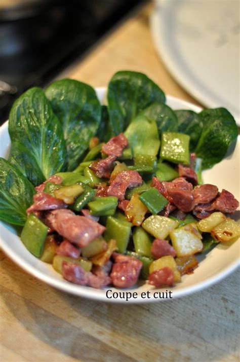 Salade Complète De Gésiers Pommes De Terre Et Haricots Plats Coupe