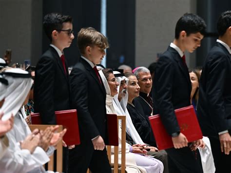 El Coro de la Capilla Sixtina se estrena en el mundo árabe Emirates