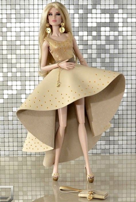 Pin By Zaida Guerrero On Muñecas Barbara Barbie Dress Fashion Barbie Dress Fashion Dolls