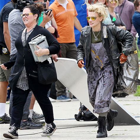 Is It Weird That I Want To Steal Kate McKinnon's Ghostbusters Costume ...