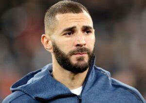 Benzema impliqué dans le licenciement de son entraîneur