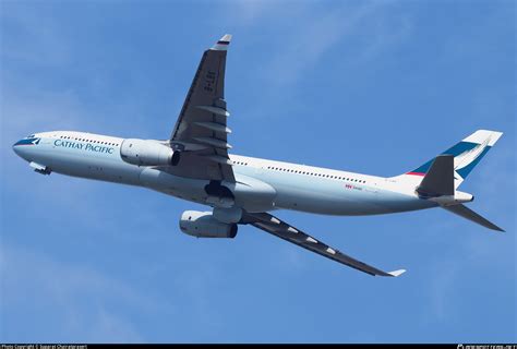 B Lbk Cathay Pacific Airbus A Photo By Suparat Chairatprasert