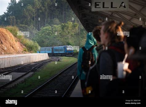 Famous Train Ride Sri Lanka At Sophia Goldman Blog