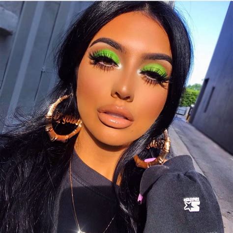 Baddie B Lashes On Instagram “who Else Is Poppin In Green Today ☘️💚