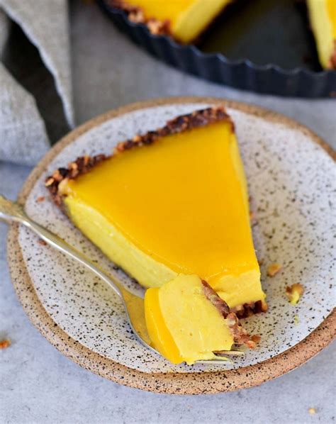 This Mango Cheesecake Pie With A Jelly Layer Is Light Creamy Fruity