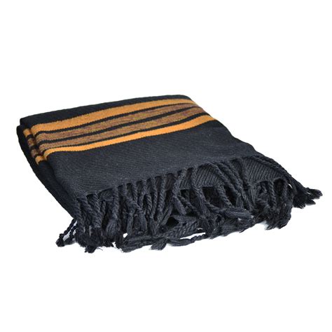 Lincoln Shawl Ecommerce Beekman 1802