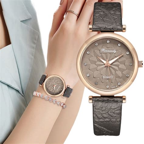 Luxe Dames Horloge Ruit Bloemen Wijzerplaat Vrouwen Mode Quartz