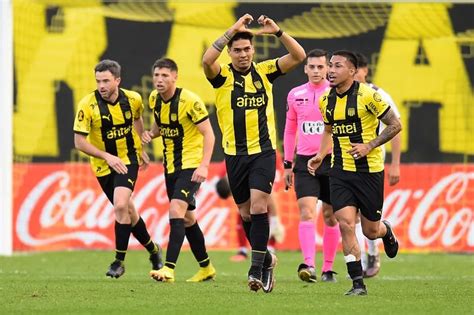 Peñarol Derrotó A Defensor Y Se Despega En La Anual Cerro Largo Portal