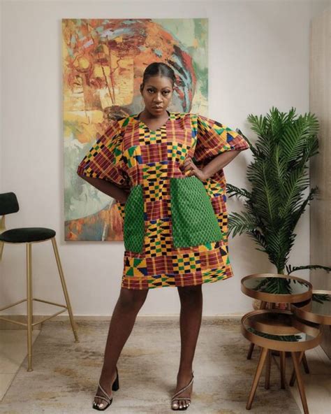 Recreate And Upgrade Your Wardrobe With These Classic Ankara Short Gown